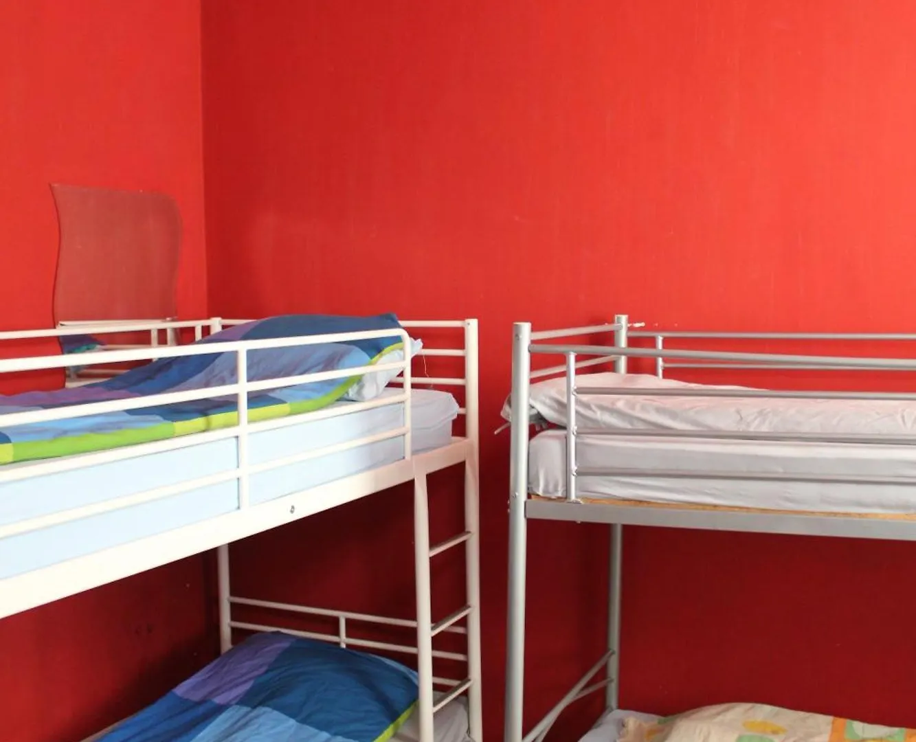 Fun House Hostel Boekarest