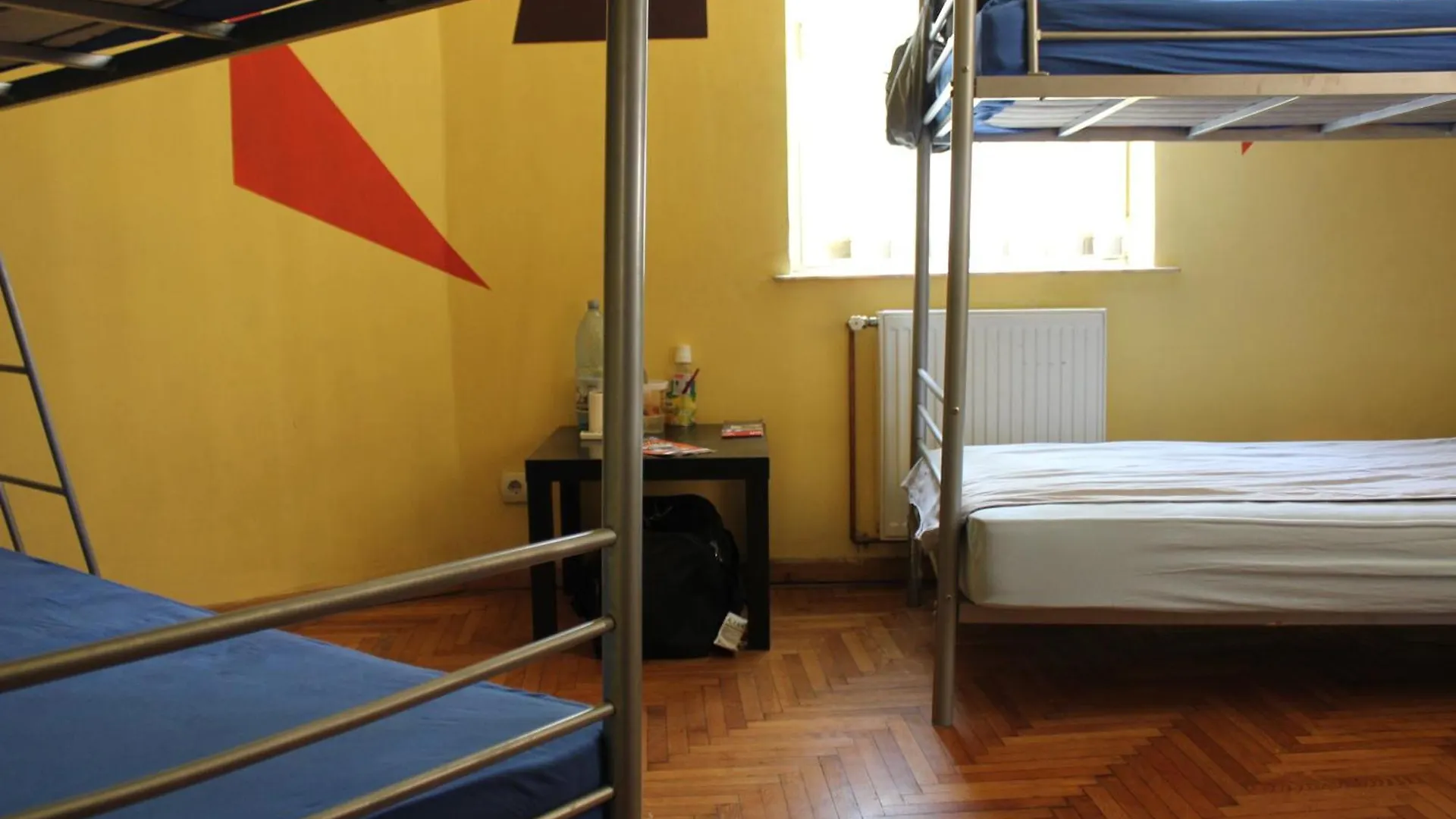 Albergue Fun House Bucarest 0*,  Rumanía